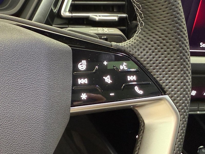 Audi Q4 e-tron Vehicle Image 12