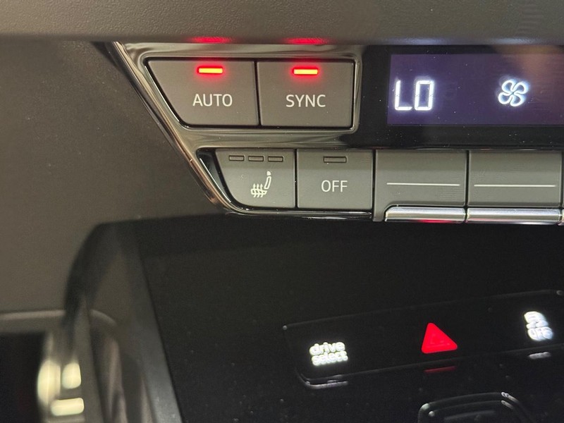 Audi Q4 e-tron Vehicle Image 14