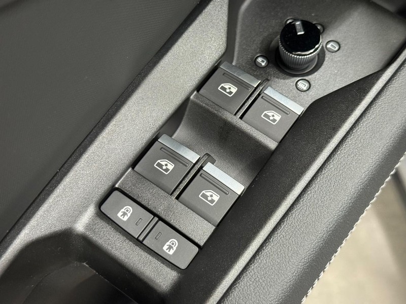 Audi Q4 e-tron Vehicle Image 15