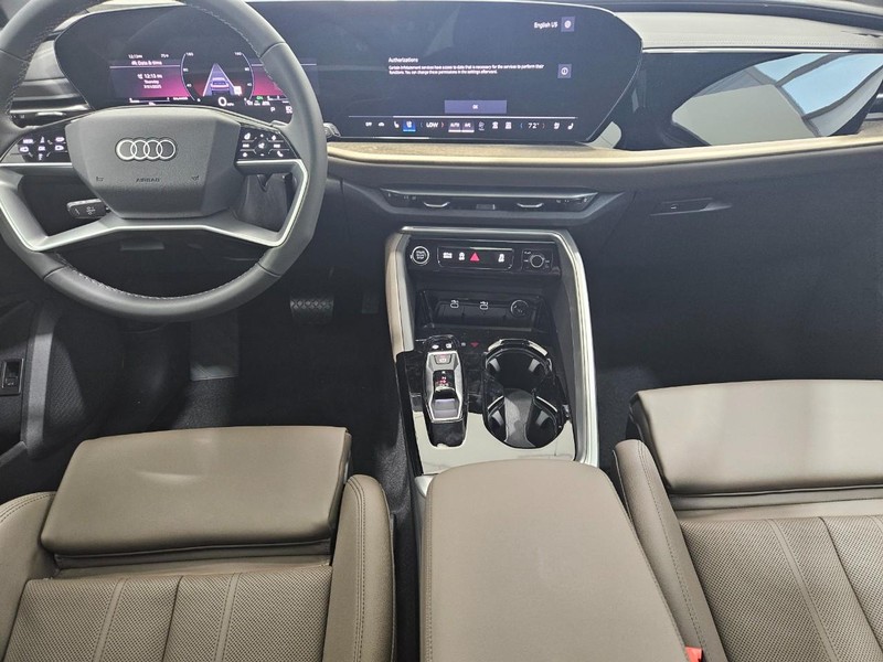 Audi Q5 Vehicle Image 5