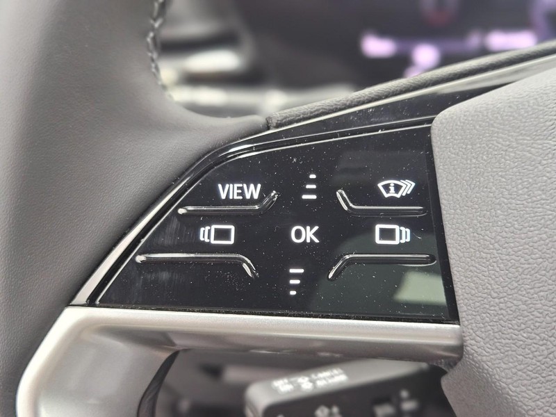 Audi Q5 Vehicle Image 10