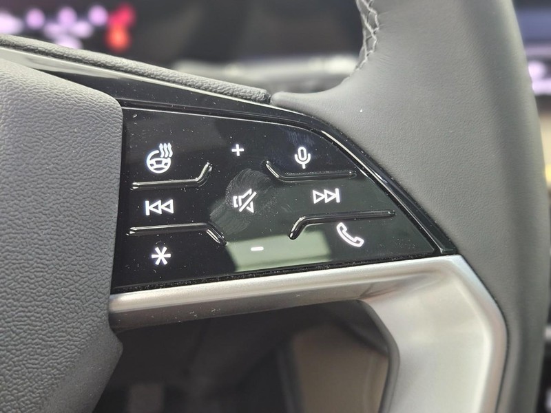 Audi Q5 Vehicle Image 11