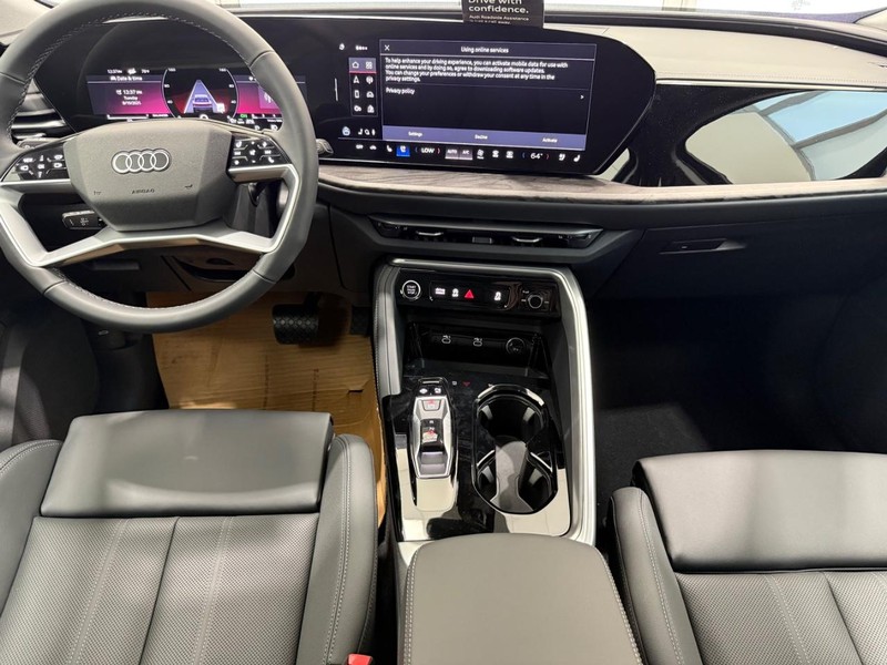 Audi Q5 Vehicle Image 5