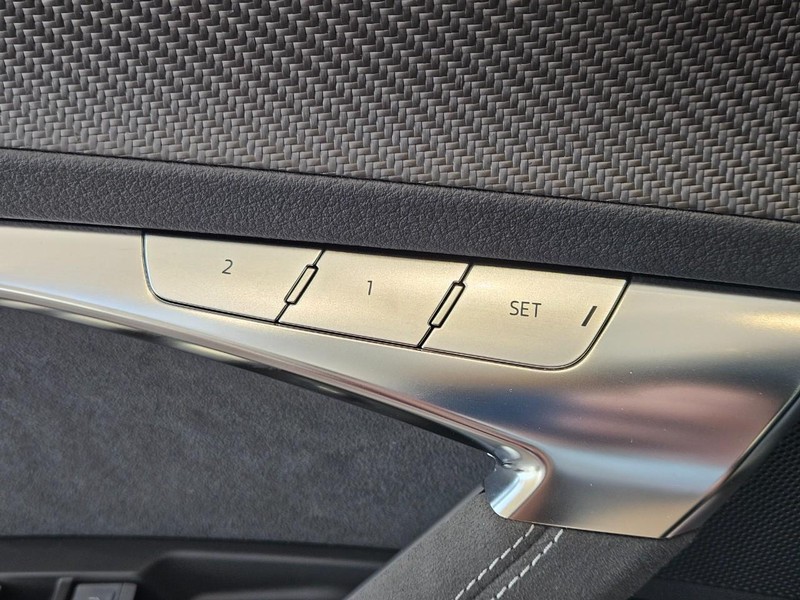 Audi RS 7 Vehicle Image 10