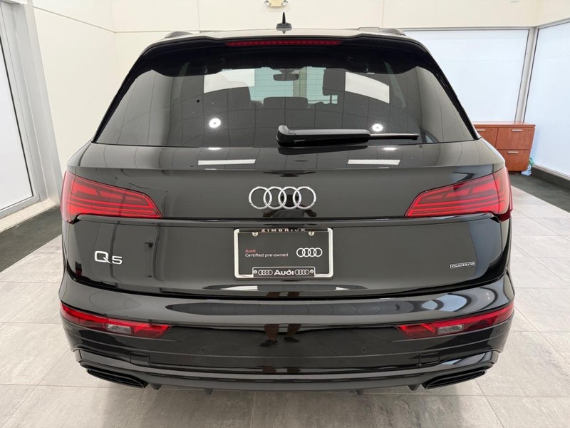 Audi Q5 Vehicle Image 3