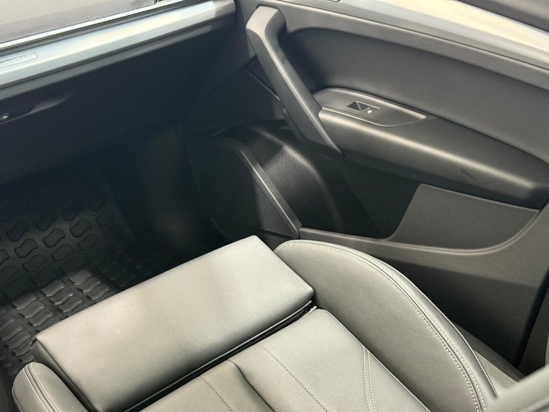Audi Q5 Vehicle Image 13