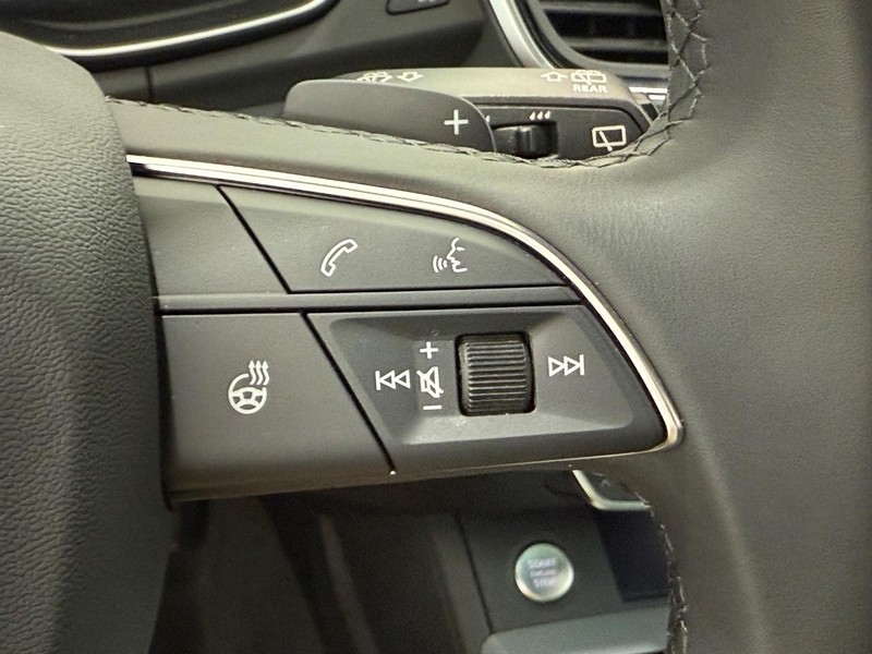 Audi Q5 Vehicle Image 16