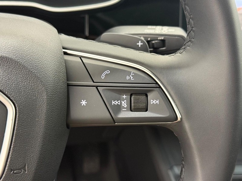 Audi Q3 Vehicle Image 16