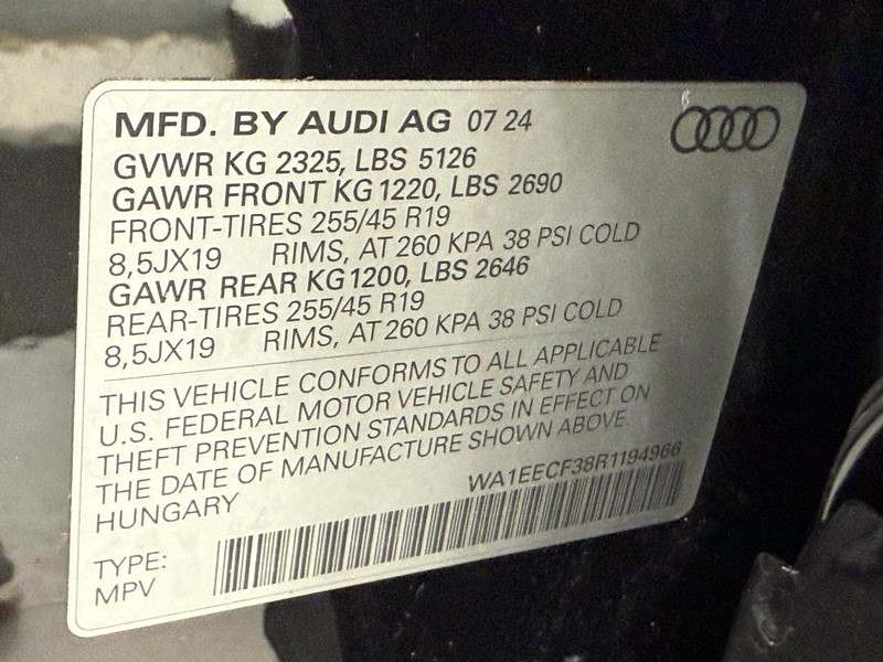 Audi Q3 Vehicle Image 22