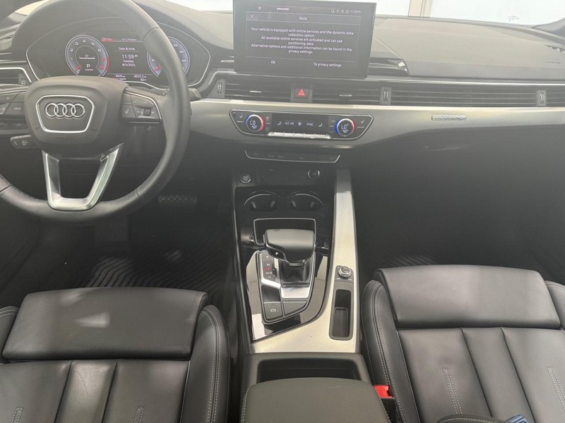 Audi A5 Sportback Vehicle Image 9