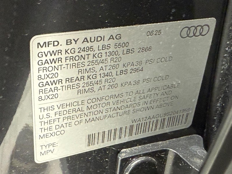 Audi Q5 Vehicle Image 16