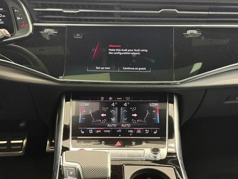 Audi SQ8 Vehicle Image 6