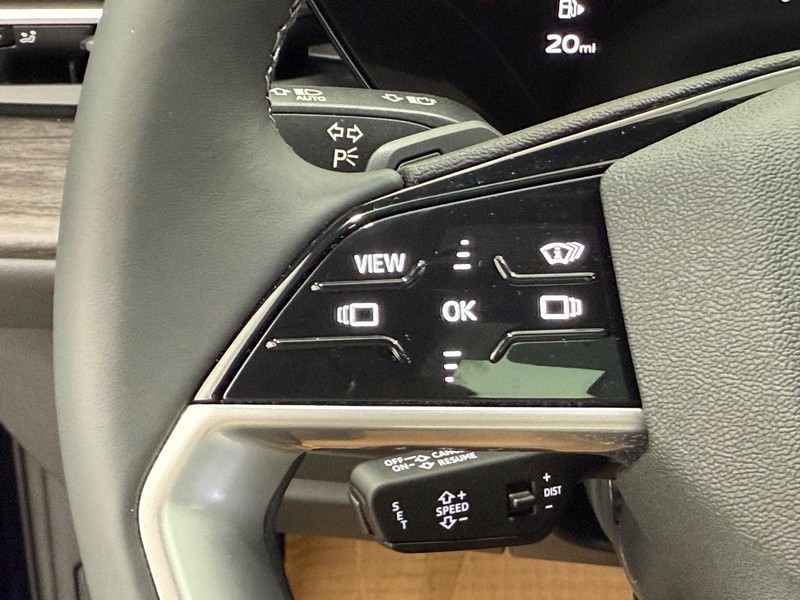 Audi Q5 Vehicle Image 10