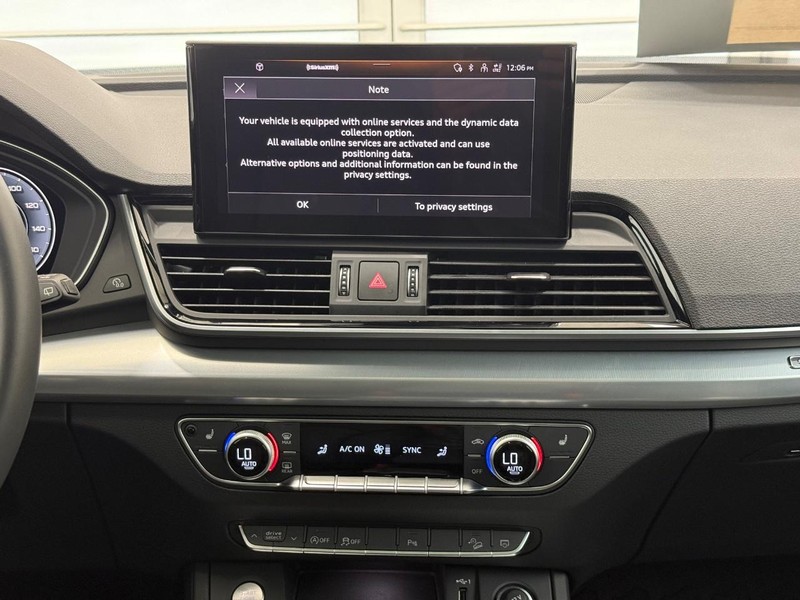 Audi Q5 Vehicle Image 10