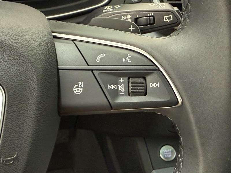 Audi Q5 Vehicle Image 16