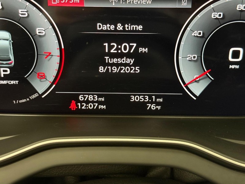 Audi Q5 Vehicle Image 17