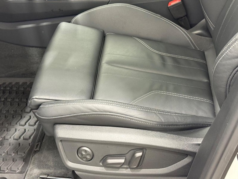 Audi Q5 Vehicle Image 21