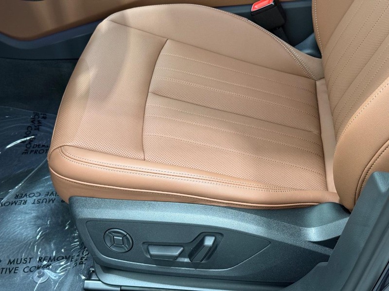Audi A6 Sedan Vehicle Image 16