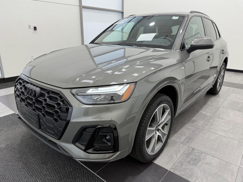 Audi Q5 Vehicle Image 6