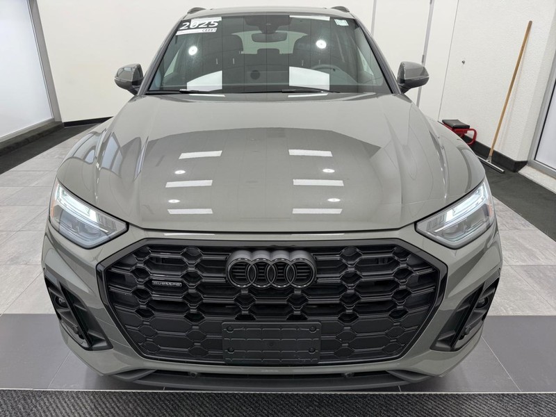Audi Q5 Vehicle Image 7