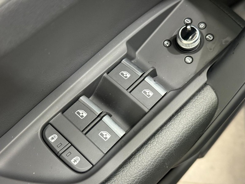 Audi Q5 Vehicle Image 20