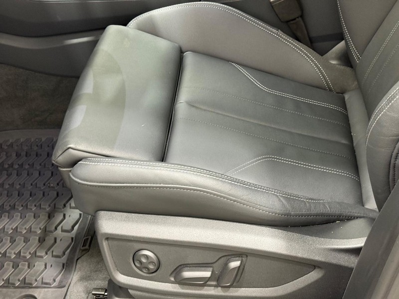 Audi Q5 Vehicle Image 21