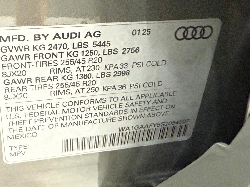 Audi Q5 Vehicle Image 22