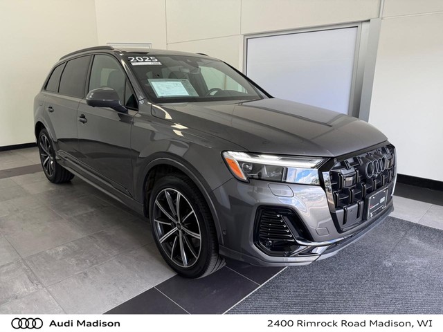 more details - audi q7