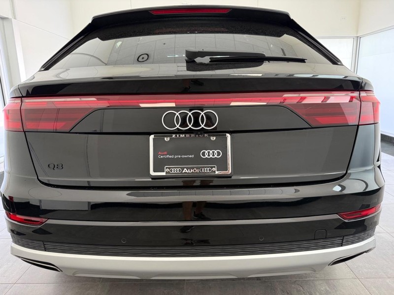Audi Q8 Vehicle Image 4