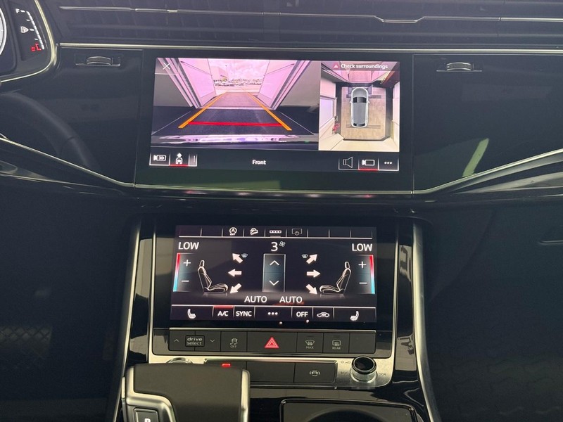 Audi Q8 Vehicle Image 11