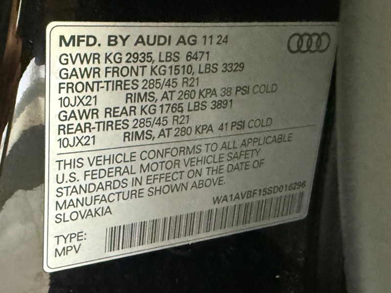 Audi Q8 Vehicle Image 23