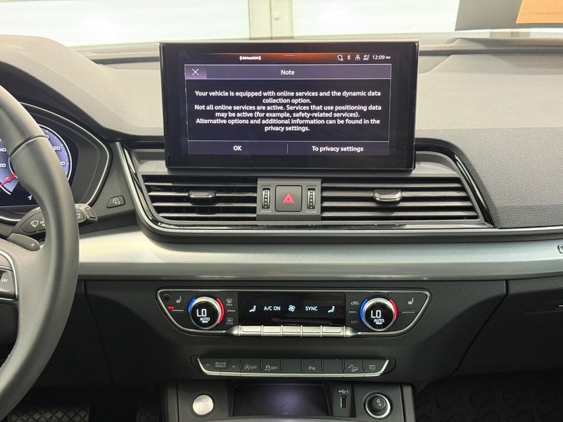 Audi Q5 Vehicle Image 10