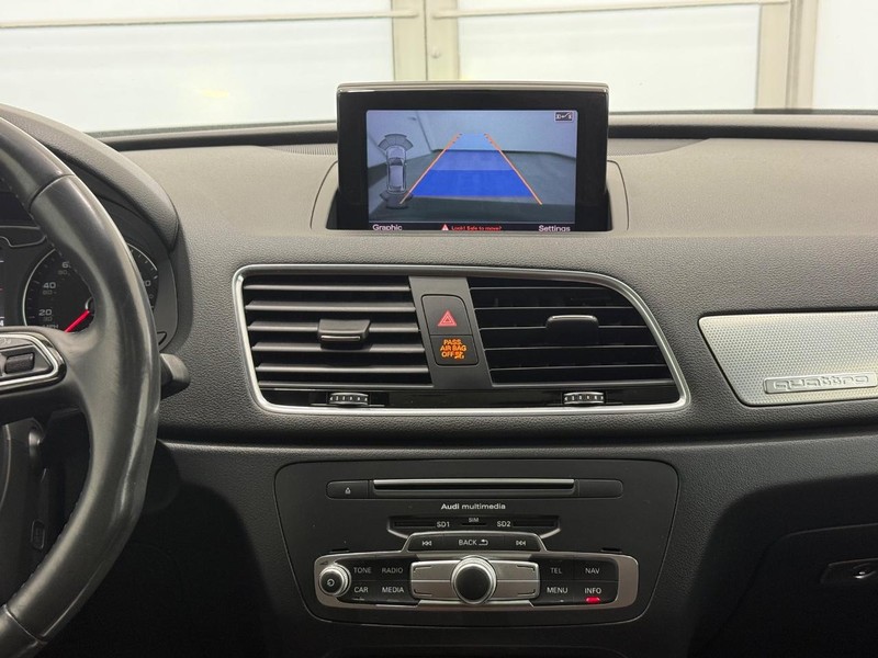 Audi Q3 Vehicle Image 10