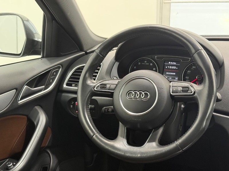 Audi Q3 Vehicle Image 12