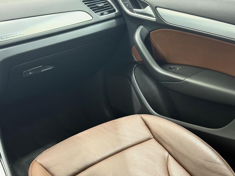Audi Q3 Vehicle Image 13