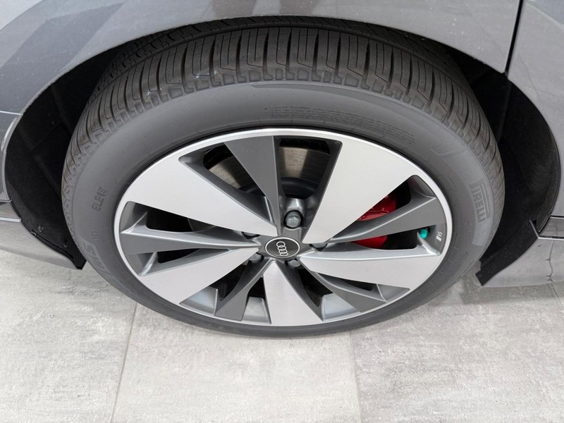Audi S6 e-tron Vehicle Image 3