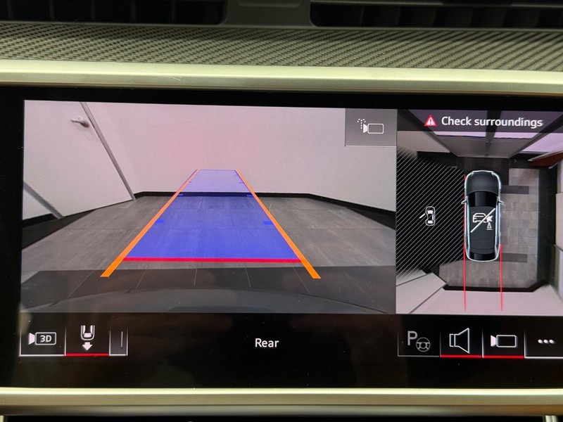 Audi RS 6 Avant Vehicle Image 13