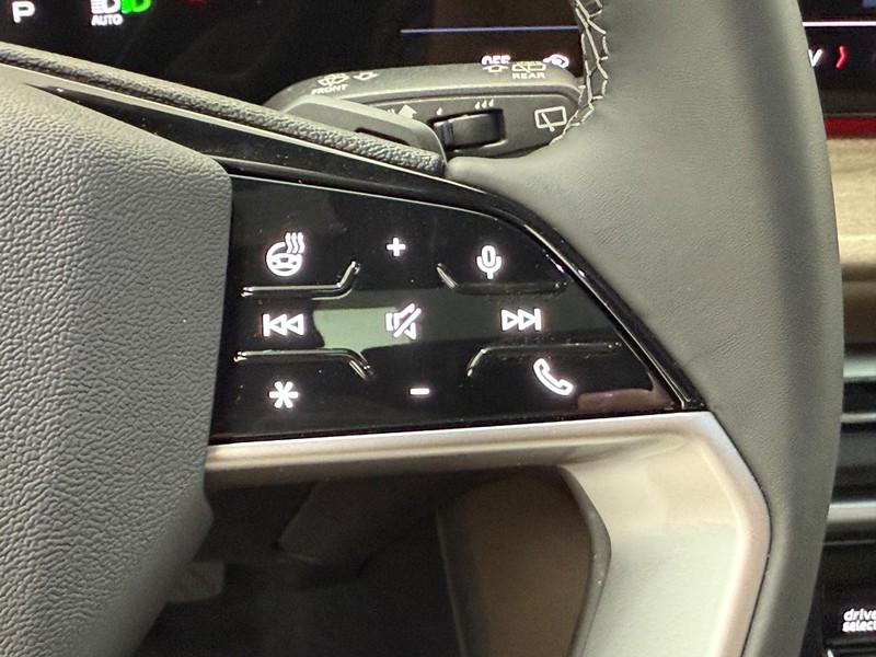 Audi Q5 Vehicle Image 10