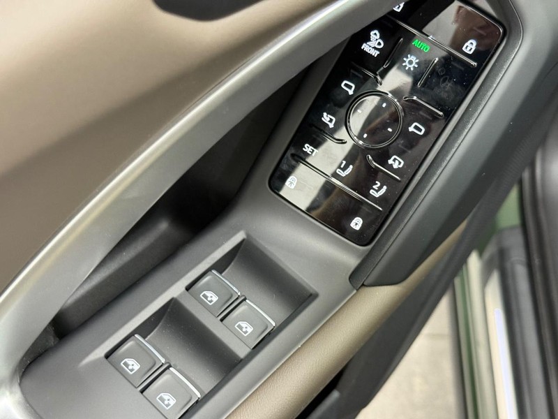 Audi Q5 Vehicle Image 12