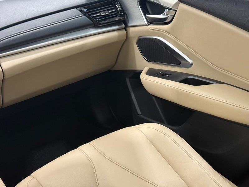 Acura RDX Vehicle Image 12