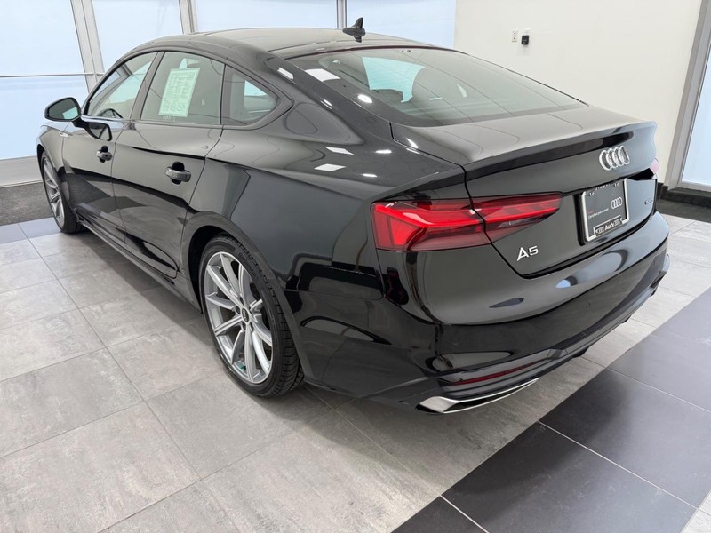 Audi A5 Sportback Vehicle Image 4