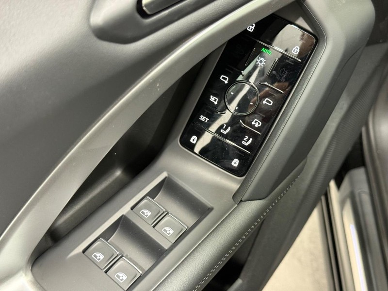 Audi Q5 Vehicle Image 14