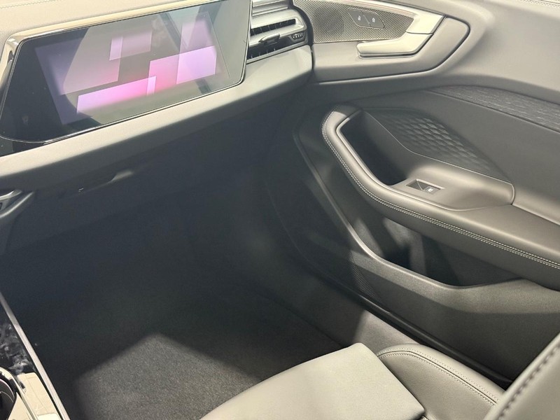 Audi A5 Vehicle Image 9