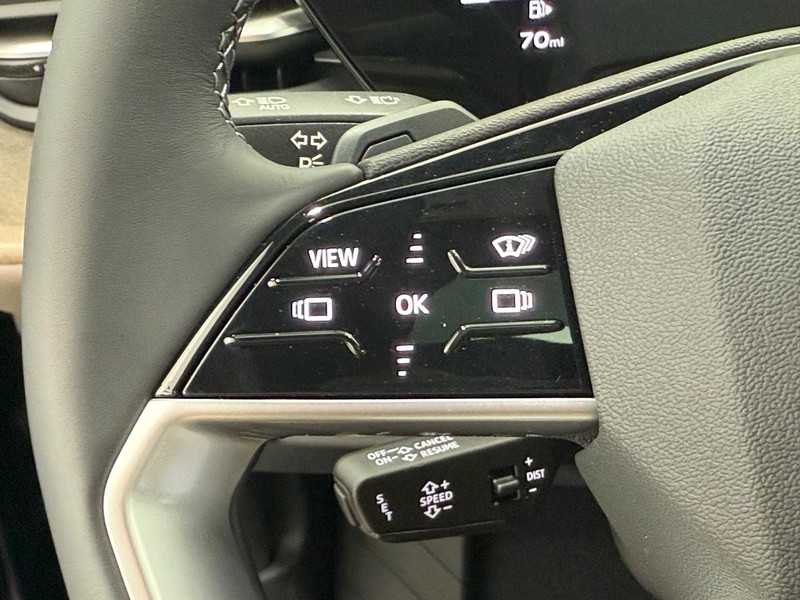 Audi Q5 Vehicle Image 9