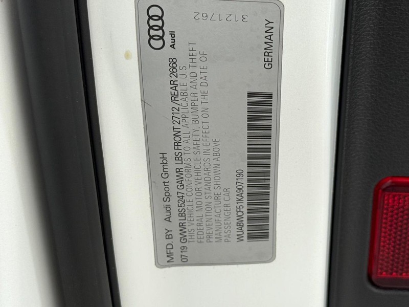 Audi RS 5 Sportback Vehicle Image 17