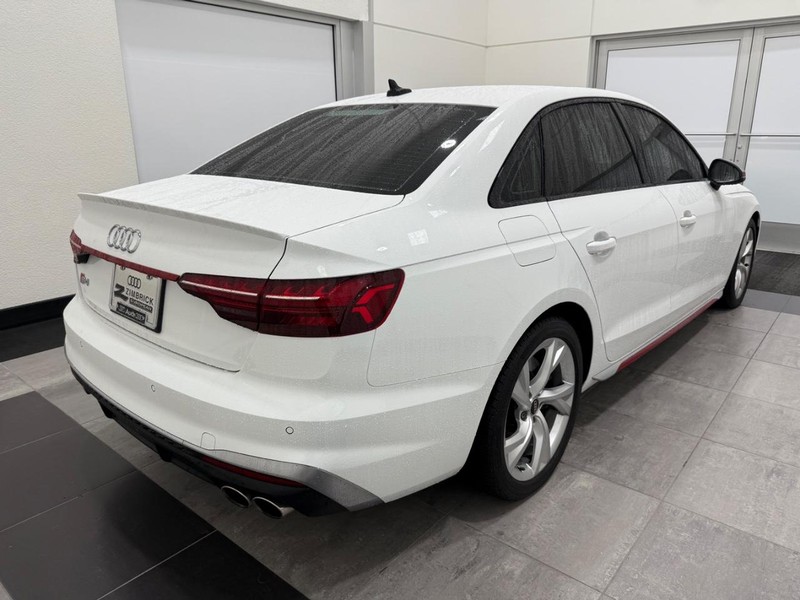 Audi S4 Sedan Vehicle Image 2