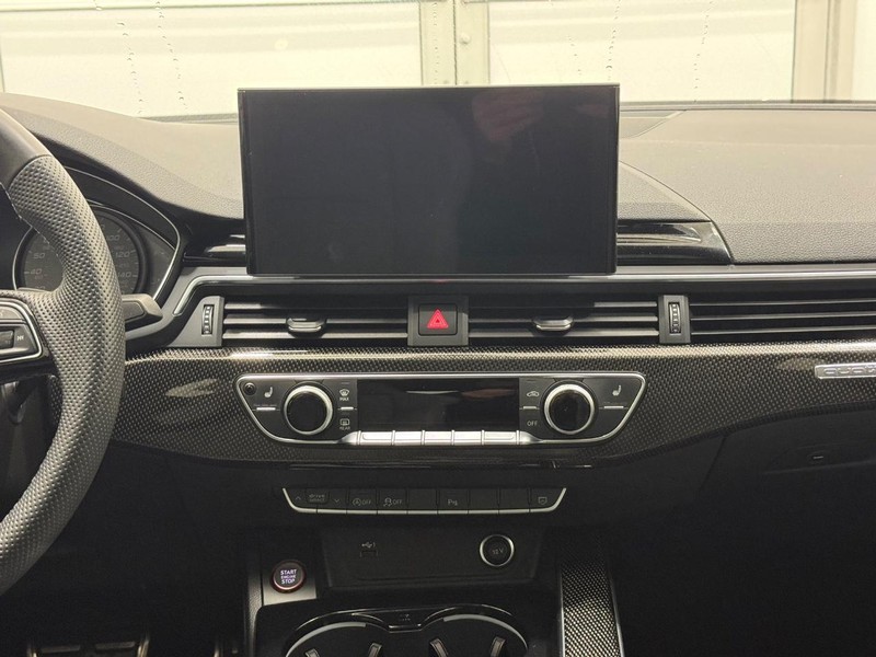 Audi S4 Sedan Vehicle Image 10