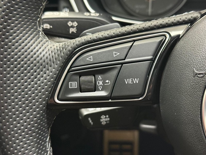 Audi S4 Sedan Vehicle Image 15