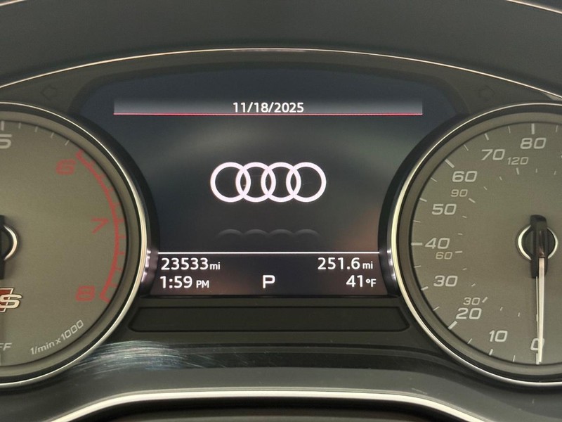 Audi S4 Sedan Vehicle Image 17