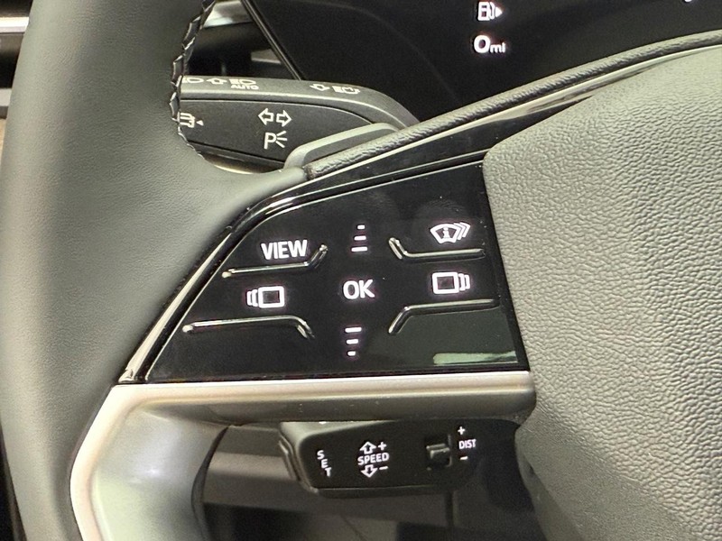 Audi Q5 Vehicle Image 12